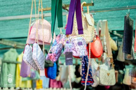 Imagen 071 Textil-complementos-bisuteria-10