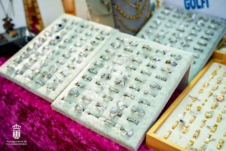 Imagen 071 Textil-complementos-bisuteria-11