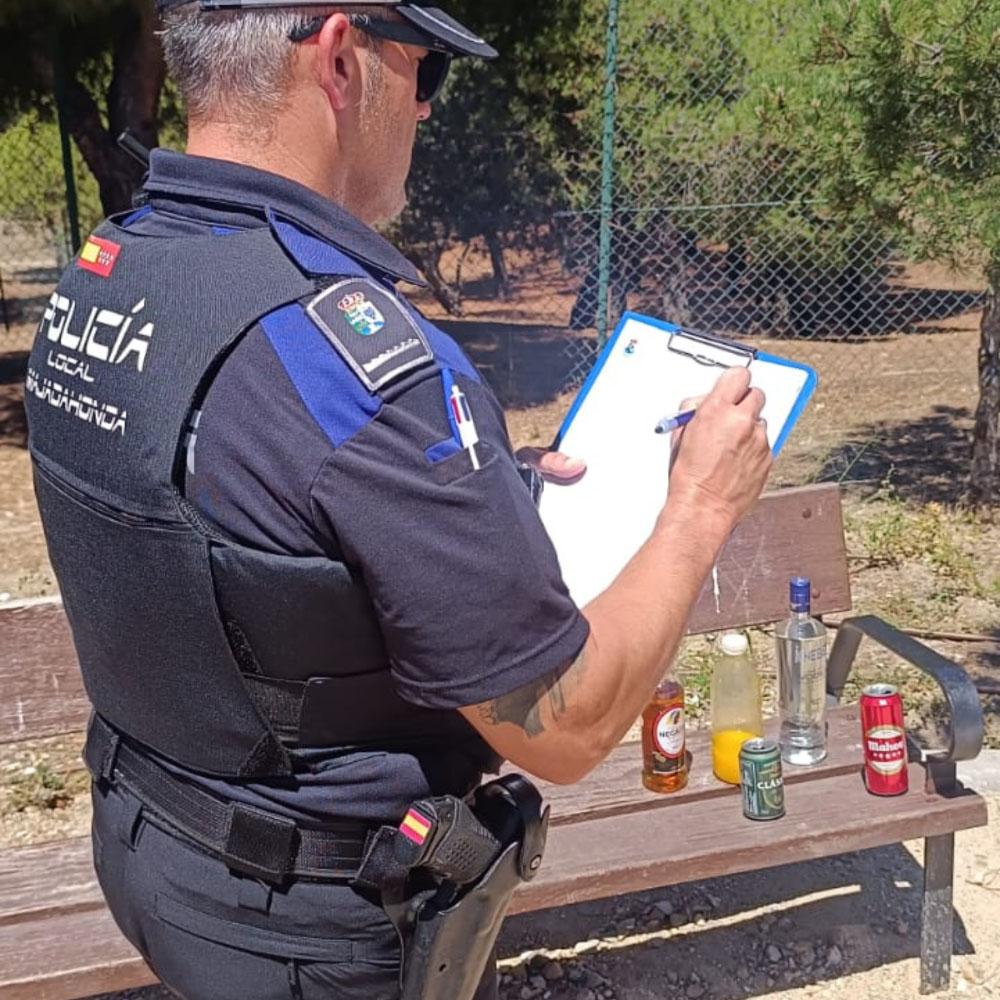 Imagen El Ayuntamiento de Majadahonda intensifica durante el verano su lucha contra el botellón en parques y jardines