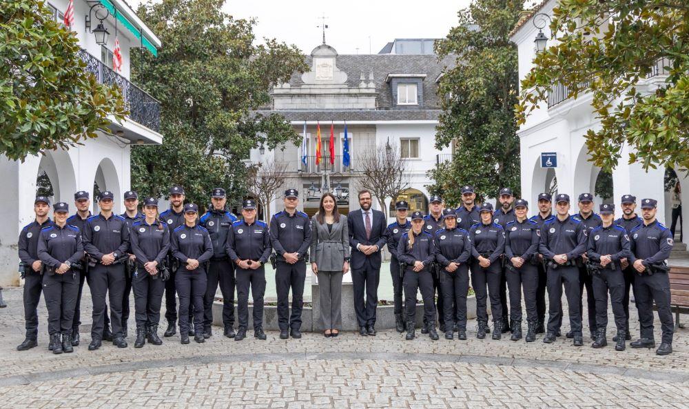 Imagen Lola Moreno: “Apostamos por una policía moderna, formada y dotada de los recursos necesarios para que Majadahonda siga siendo un referente de seguridad”  
