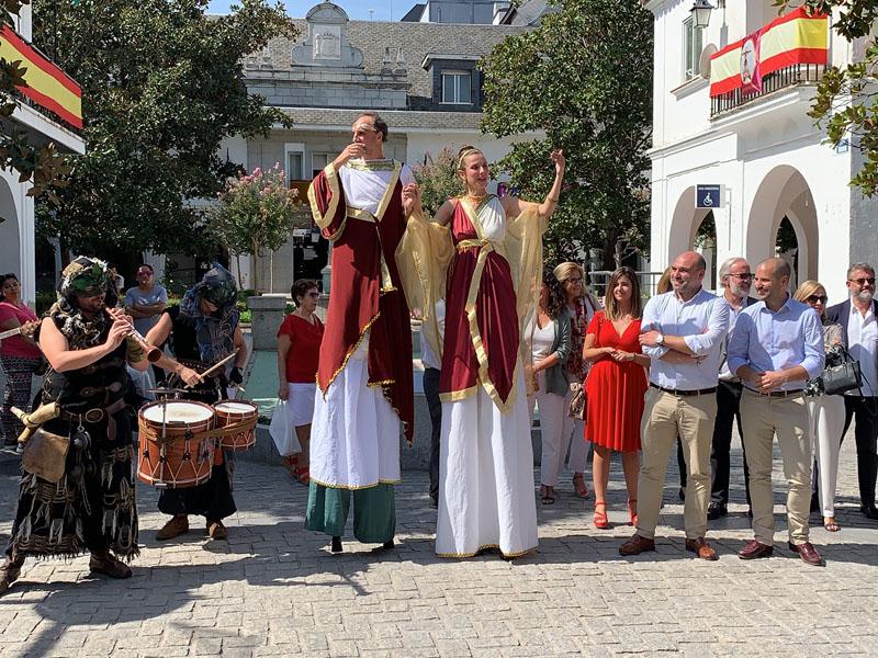 Imagen Majadahonda disfruta ya de su tradicional mercado romano en la Gran Vía de la ciudad