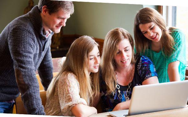 Imagen Taller para familias: “Mediación parental y hábitos digitales de menores en la red”